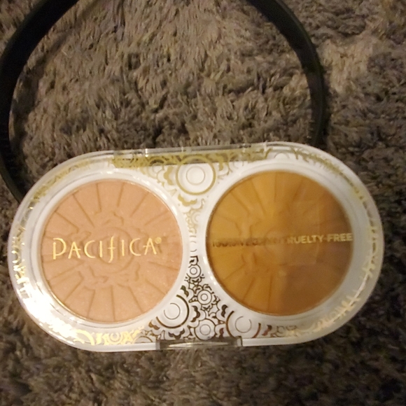 Pacifica bronzer and blush